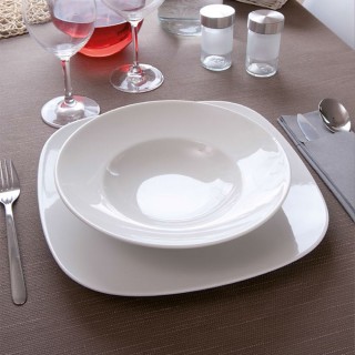 Assiette carrée en porcelaine blanche - L 26 cm
