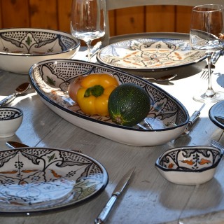 Plat ovale Marocain noir Liseré - L 40 cm