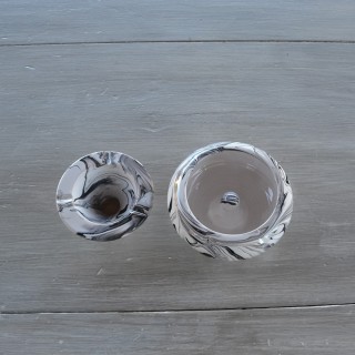 Cendrier anti fumée marbré noir - Moyen modèle