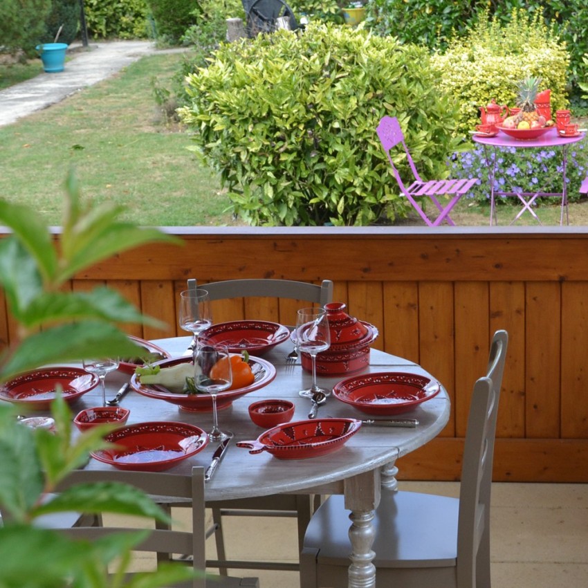 Service à couscous assiettes creuses Tatoué rouge - 8 pers