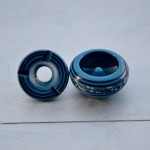 Lot de 2 cendriers Tatoué bleu et turquoise - petit modèle