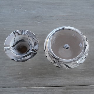 Cendrier anti fumée marbré noir et blanc - Grand modèle